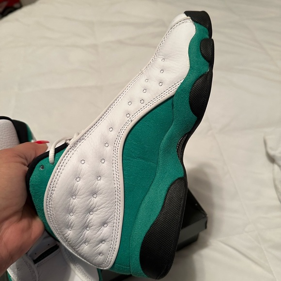 Air Jordan 13 Lucky Green - Picture 5 of 5